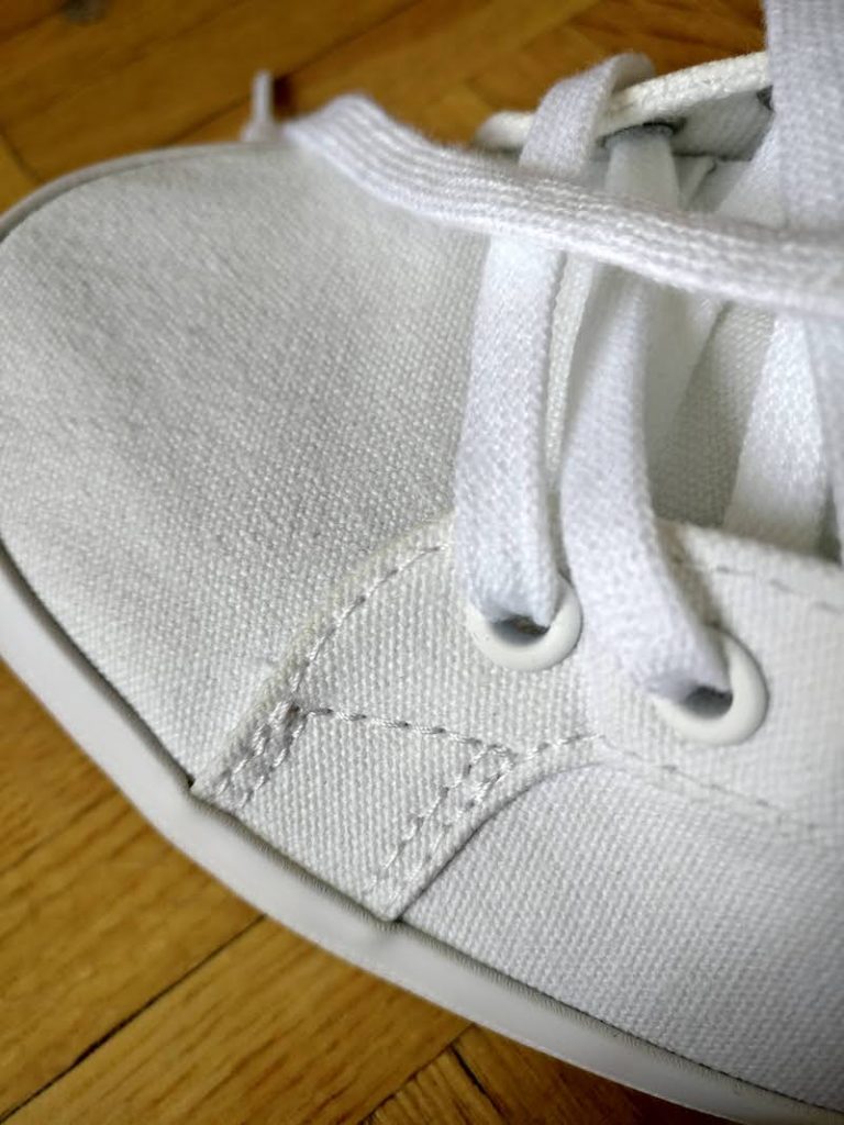 Lacoste Lerond White Sneakers Review | dancedric
